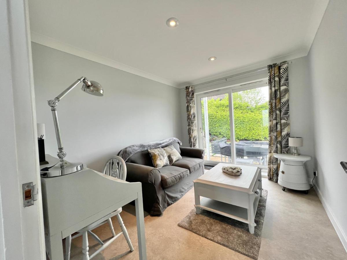 Incredible Views In Dartmouth With Parking And Ev Charger Villa Exterior photo